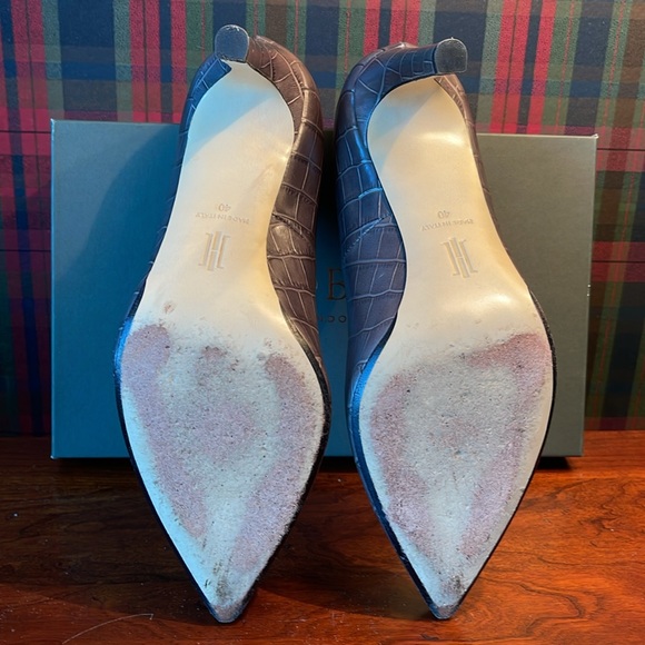 Hobbs of London Warm Grey Heels - Picture 5 of 6